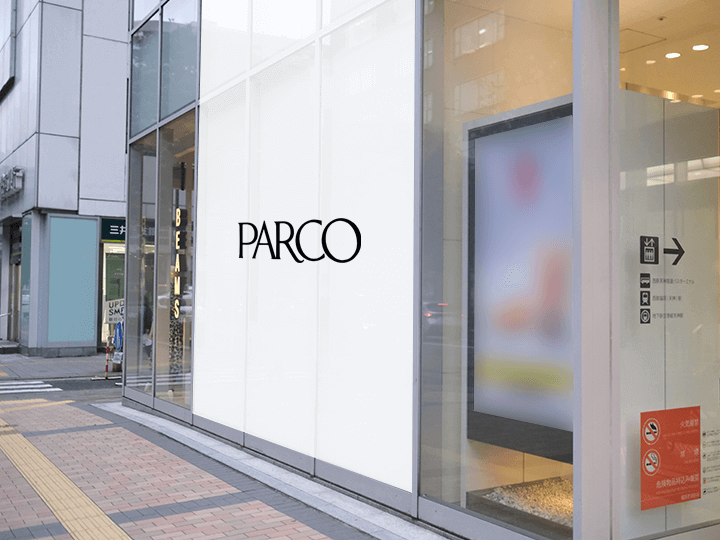 福岡PARCO 新館明治通り側ガラス面（出力シート貼り）