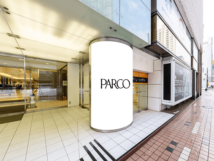 札幌PARCO 1F 正面入り口丸柱シート