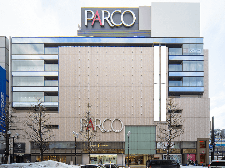 札幌PARCO 外壁懸垂幕