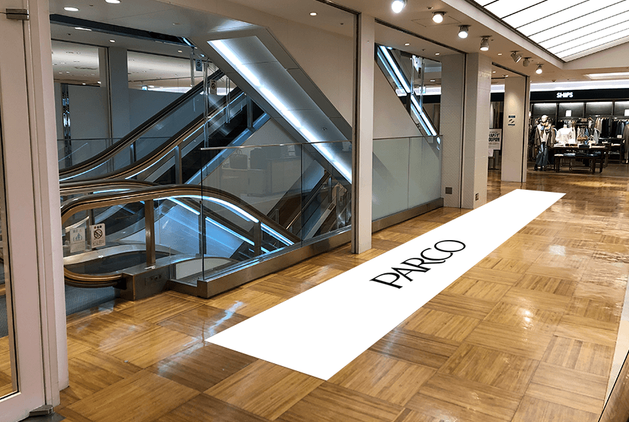 札幌PARCO B1F エスカレーター横スペース