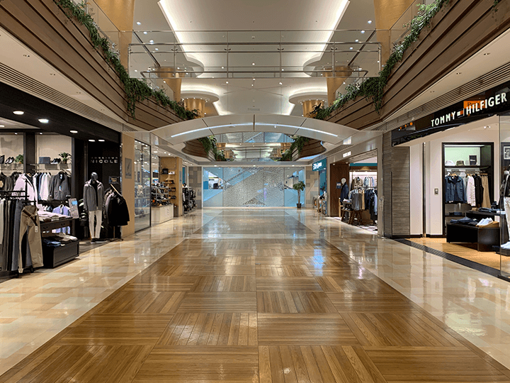 浦和PARCO ４Ｆ 吹抜け共用スペース