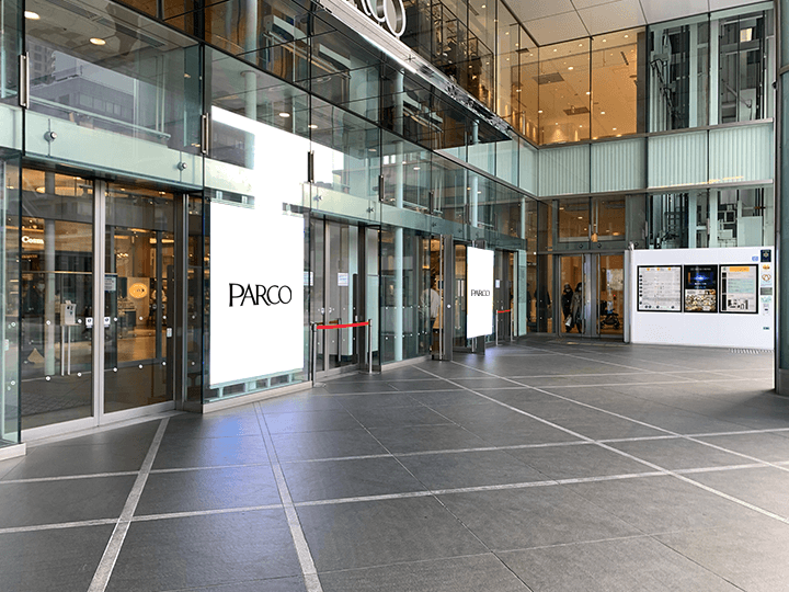 浦和PARCO １Ｆ 正面入口デジタルサイネージ