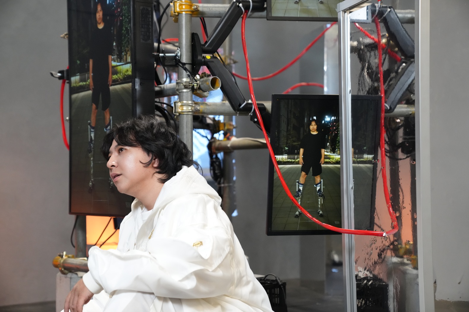 オーバーグラウンドとアンダーグラウンドを繋ぐ接続点